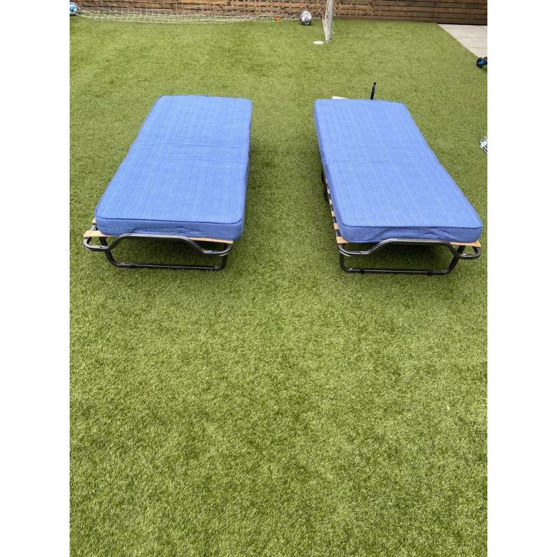 2 x fold out beds