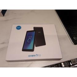 BRAND NEW ALCATEL 1T 7 Android