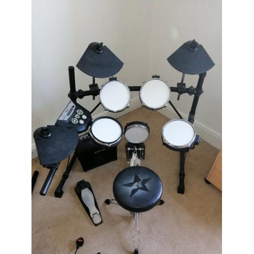 Roland TD-6V Electric 5 piece Drum Set (8 with Hi-Hat and cymbals)