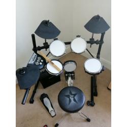Roland TD-6V Electric 5 piece Drum Set (8 with Hi-Hat and cymbals)