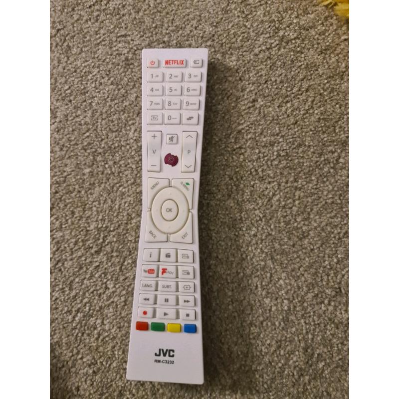 JVC LT-24C661 Smart 24" LED TV - White
