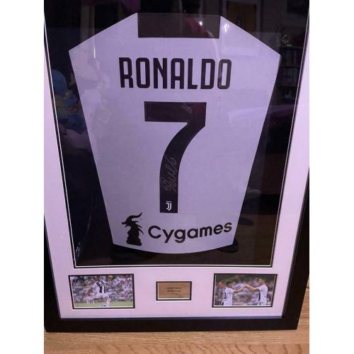 Cristiano ronaldo signed shirt