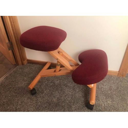 Ergonomic Kneeling Stool