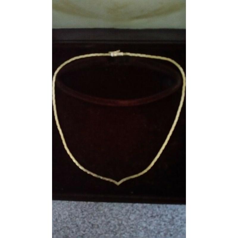9ct gold (375) necklace as pictured, fully hallmarked