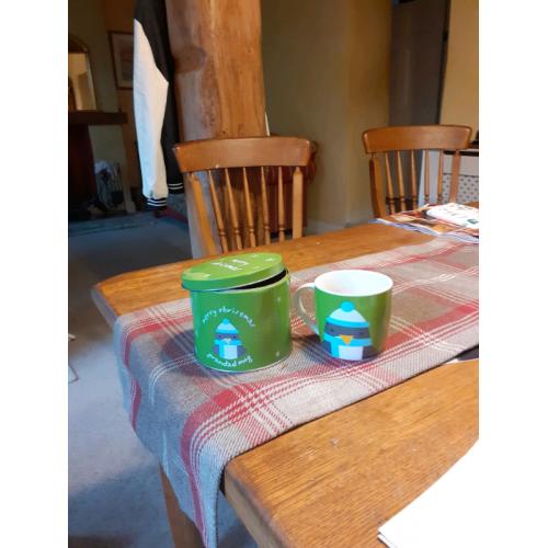 Grandfather xmas mug, and tin