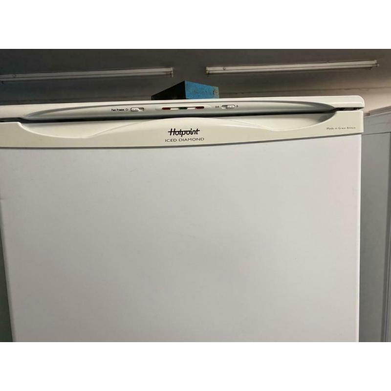 White hotpoint undercounter frost free freezer good condition with guarantee bargain