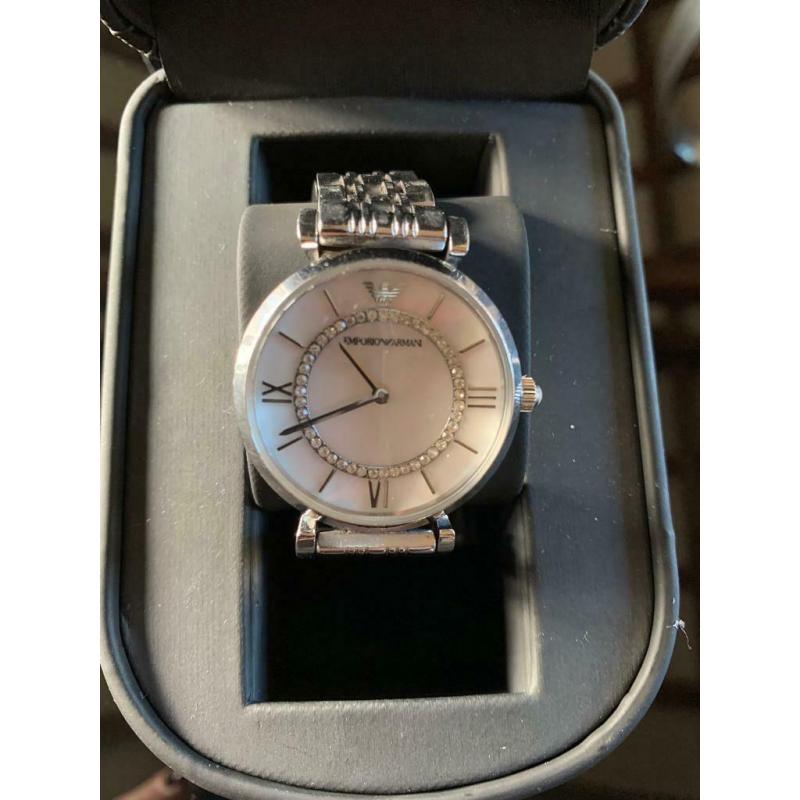 LADIES SILVER COLOUR STAINLESS STEEL CRYSTAL EMPORIO ARMANI WATCH AR1908 DESIGNER
