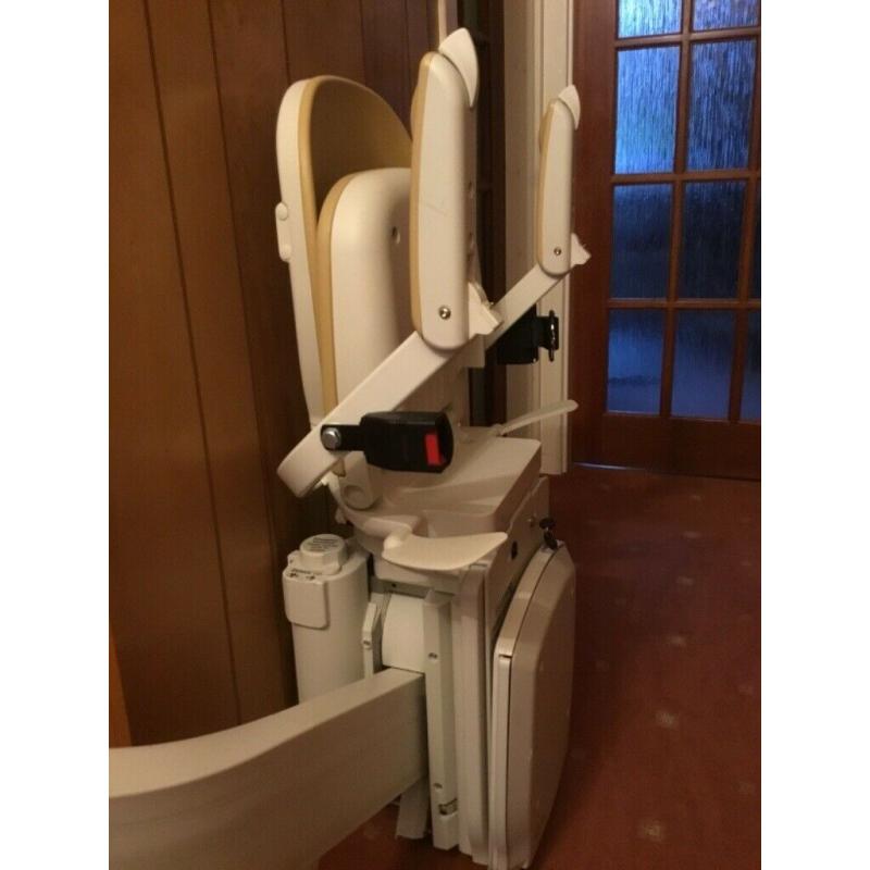 Acorn 180 curved stair lift