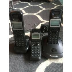Panasonic KX-TG2511E triple Digital Cordless Home Landline Phone Set