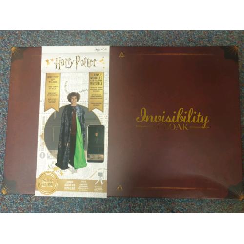 Harry Potter - DELUXE Invisibility Cloak Illusion