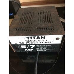 Titan Regulated DC Power Supply 5 / 7 Amp