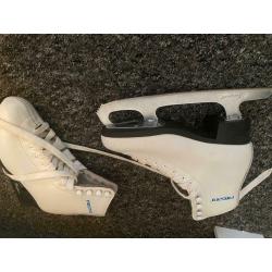 Ice Skates Size 4 ?20 Excellent condition