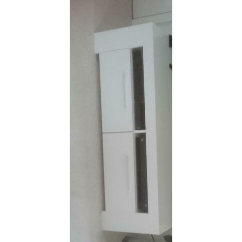 White tv unit