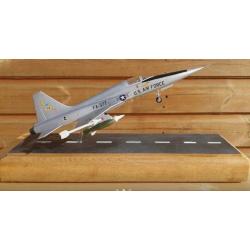 F -5A FREEDOM FIGHTER MODEL AIRCRAFT (ideal xmas pressie)
