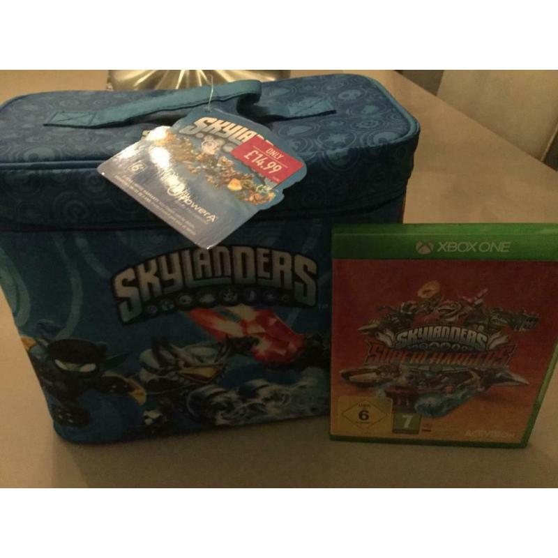 Sky landers - Superchargers Xbox One game with skylanders figures/accessories and Skylanders Bag