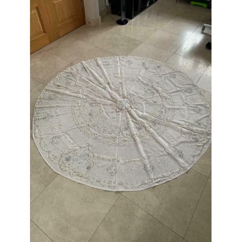 Table cloth