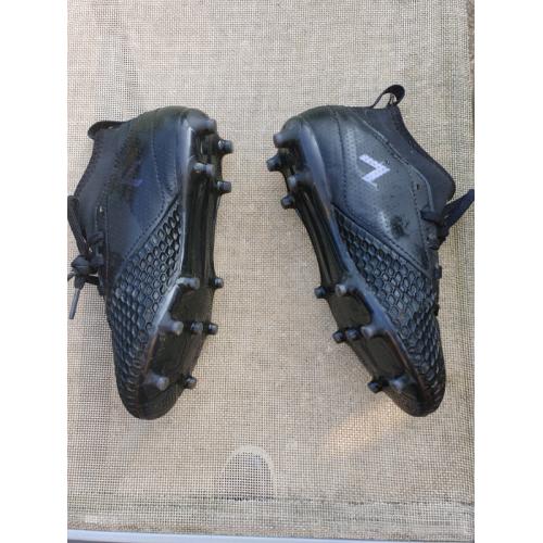 Football boots size 12