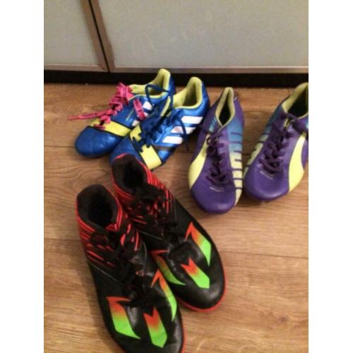 X 3 pairs football boots