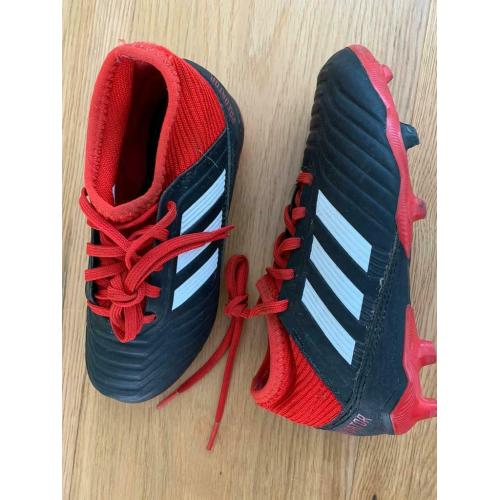 ADIDAS PREDATOR Kids Junior Football Boots SIZE UK12