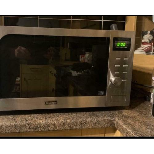 Microwave Oven