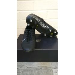 Nike mercurial football boots
