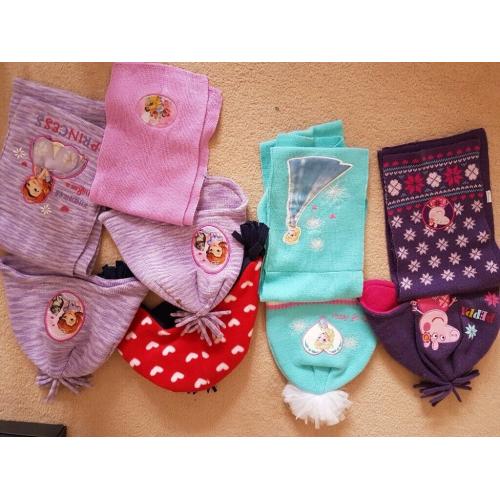 KIDS clothes, hats, scarves / scarf, dress, uniform, cardigans, jumpers