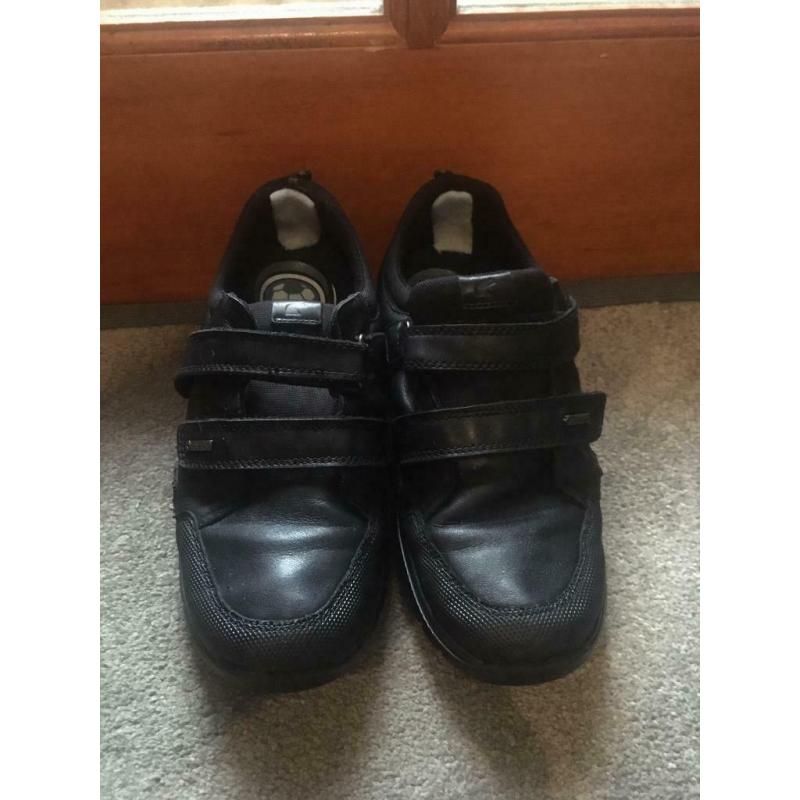 Free Boys Black Shoes Size38, Hilton Area